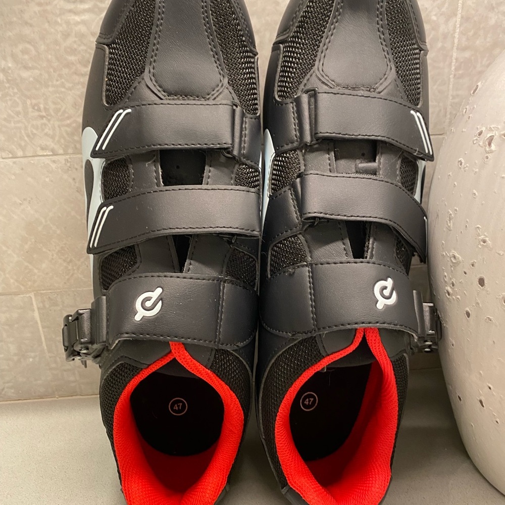 Peloton cycling shoes, size 47/13
